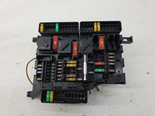 блок предохранителей BMW 2 серия Active Tourer F45 2015, 2.0 л., бензин, АКПП, передний привод, 61149270354