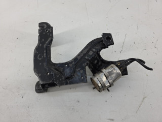 кронштейн топливного фильтра Volvo XC60 1 поколение [рестайлинг] 2014, 2.0 л., бензин, АКПП, внедорожник 5 дв.