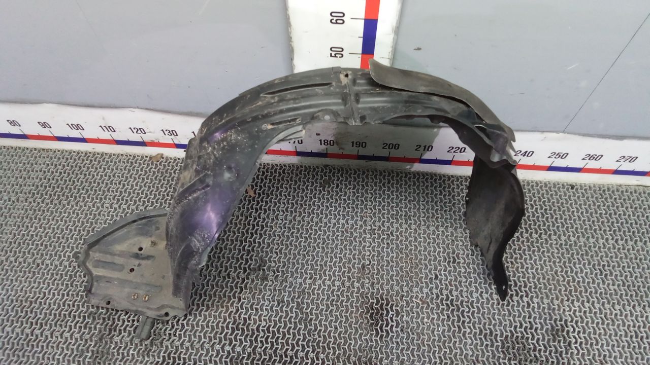 защита арок передняя правая (подкрылок) Toyota C-HR 1 поколение AX10 2017, 1.2 л., бензин - фото №1