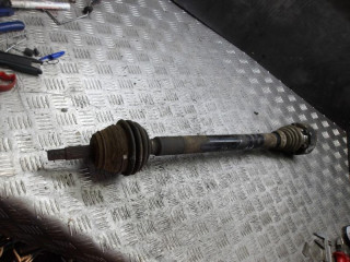 полуось передняя правая (приводной вал, ШРУС) Volkswagen Passat B4 1995, 1.9 л., дизель