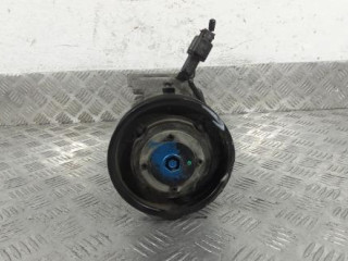 компрессор кондиционера Hyundai i40 1 поколение 2012, 1.7 л., CRDi, дизель, МКПП, универсал, 977013Z000