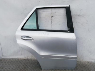 дверь задняя правая Mercedes-Benz M-Класс W164 2006, 3.0 л., дизель, АКПП, внедорожник 5 дв.