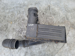 корпус воздушного фильтра Volkswagen Touran 1 поколение 2003, 2.0 л., AZV, дизель, 6МКПП, минивэн