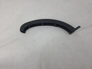 накладка петли багажника правая Maserati Quattroporte 6 поколение 2013, 3.0 л., бензин, АКПП, вишневый, седан, полный привод, правый руль, 670014830