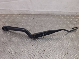 щеткодержатель (поводок стеклоочистителя, дворник) Volvo C70 1 поколение 1999, 2.5 л., бензин, МКПП, купе, 9178855