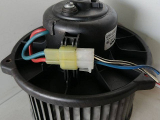 моторчик печки Volvo V40 1 поколение [рестайлинг] 2002, F9Q419, 5МКПП, универсал