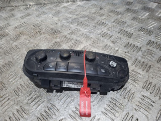 блок управления печки / климат-контроля Mercedes-Benz C-Класс W203/S203/CL203 2003, 2.2 л., дизель, 6МКПП, универсал, A2038300785
