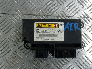 блок AirBag Chevrolet Cruze 1 поколение 2012, 2.0 л., дизель, МКПП, седан, 13582437
