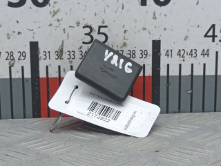 захватный крюк капота Mazda 6 GG [рестайлинг] GG 2005, 2.0 л., МКПП, хетчбэк 5 дв., GJ6A56720G