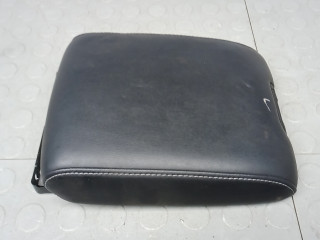 крышка подлокотника Infiniti Q50 1 поколение 2016, 2.2 л., дизель