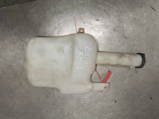 бачок омывателя Ford Mondeo 2 поколение 1997, 2.0 л., бензин, 5МКПП, хетчбэк 5 дв.