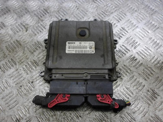 блок управления двигателем Volvo V70 2 поколение [рестайлинг] 2005, 2.4 л., дизель, МКПП, универсал, 0281012103, 30729826A