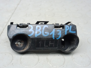 крепление ( кронштейн ) крыла Infiniti Q50 1 поколение 2016, 2.2 л., дизель, 620454GA0A