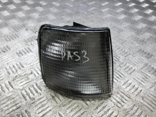 поворотник правый Volkswagen Passat B3 1989