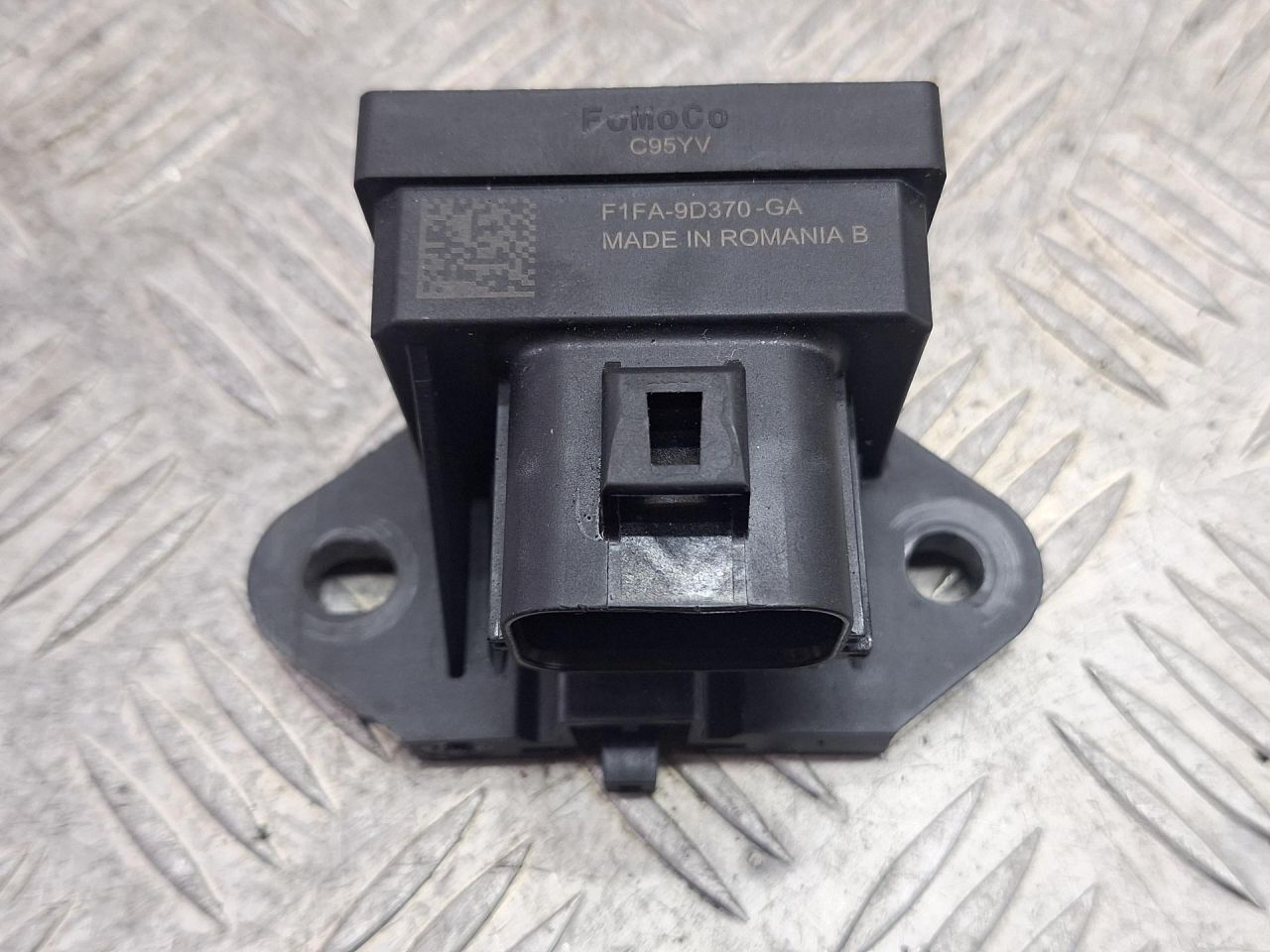 блок управления топливным насосом Ford 2022, 2.0 л., дизель, F1FA9D370GA - фото №1