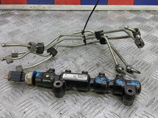 топливная рампа Peugeot 3008 1 поколение 2010, 1.6 л., дизель, 9654592680