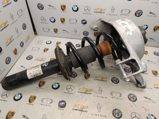 амортизатор передний правый Porsche 2022, 2.0 л., бензин, АКПП, 95B413031AD