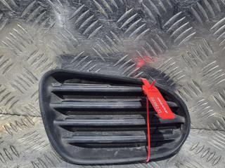 заглушка (решетка) в бампер Mitsubishi Carisma 1 поколение 1999, 1.8 л., бензин, 5МКПП, бронза, хетчбэк 5 дв., MR153416, MR153546