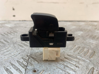 кнопка стеклоподъемника Nissan Almera Tino V10 [рестайлинг] 2005