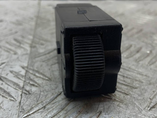 кнопка ручного тормоза (ручника) Mitsubishi Carisma 1 поколение 1997, MR114072, LK04000900