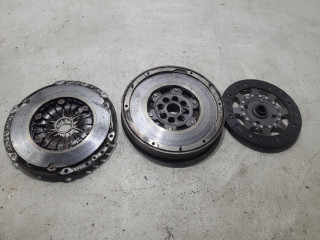 маховик Peugeot 508 1 поколение 2012, 2.0 л., HDi, RHO (DW10DTED4), дизель, 6МКПП, 415052990