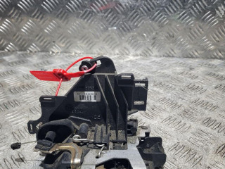 замок двери задней правой Volkswagen Golf 4 поколение 1999, 1.6 л., бензин, 5МКПП, хетчбэк 5 дв., 3B4839016