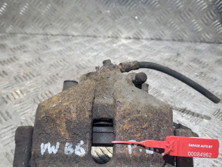 суппорт передний левый Volkswagen Passat B6 2007, 2.0 л., BMR, дизель, 6МКПП, универсал