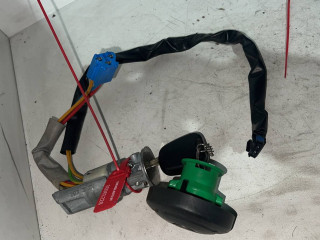 замок зажигания Citroen Xsara Picasso 1 поколение 1999, 1.8 л., 5МКПП, бордо, минивэн