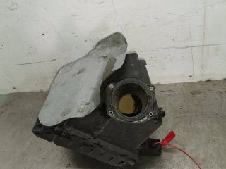 корпус воздушного фильтра Volkswagen Passat B5 1999, 1.6 л., AHL, бензин, 5МКПП, красный, универсал