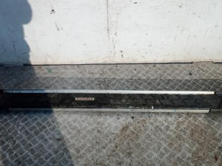 подножка Volkswagen Touareg 1 поколение 2004, 2.5 л., TDi PD, дизель, АКПП, внедорожник 5 дв.