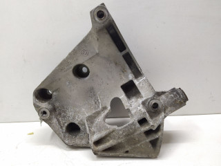 кронштейн компрессора кондиционера BMW X5 E53 [рестайлинг] 2005, 3.0 л., TD, дизель, АКПП, внедорожник 5 дв., полный привод, 64557794174, 7794174