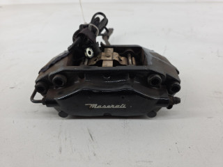 суппорт Maserati GranTurismo 1 поколение 2010, 4.2 л., АКПП, правый руль