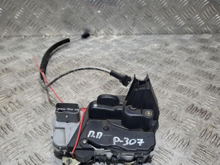 замок двери передней правой Peugeot 307 1 поколение 2002, 1.6 л., бензин, 5МКПП, серебро, хетчбэк 5 дв.