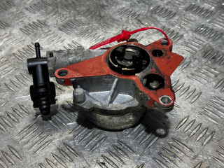 насос вакуумный Renault Trafic 3 поколение 2015, 1.6 л., R9M 450, дизель, 6МКПП, микроавтобус