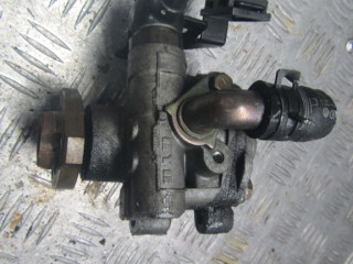 насос гидроусилителя руля Volkswagen Golf 3 поколение 2000