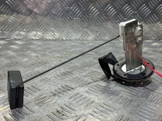 датчик уровня топлива Toyota Urban Cruiser 1 поколение XP110 2010, 1.4 л., 1ND-TV, дизель, 6МКПП, внедорожник 5 дв.