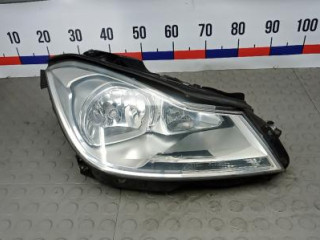 фара правая Mercedes-Benz C-Класс W204 [рестайлинг] 2012, 2.2 л., дизель, седан
