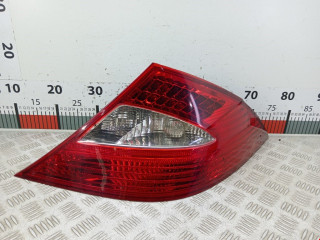 фонарь задний правый Mercedes-Benz CLS-Класс C219 2006, 3.2 л., АКПП, купе, A2198200264