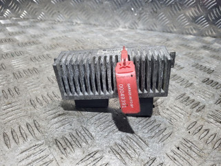 реле накала свечей Renault Megane 2 поколение [рестайлинг] 2008, 1.5 л., дизель, 6МКПП, универсал, 8200558438