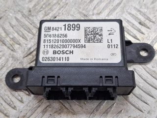 блок управления парктрониками , 84211899, 506186256