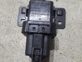 реле накала свечей Kia Sorento 2 поколение 2010, 2.2 л., D4HB, дизель, 6МКПП, черный, внедорожник 5 дв., 368302F000