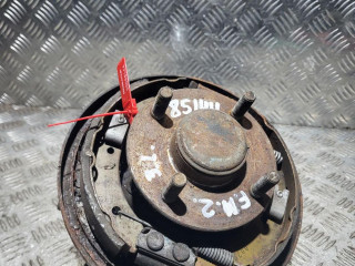 ступица задняя левая Ford Mondeo 2 поколение 1996, 1.8 л., бензин, 5МКПП, хетчбэк 5 дв.