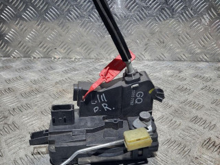 замок двери передней правой Opel Signum C 2005, 3.0 л., Z 30 DT, дизель, хетчбэк 5 дв., GQ131576762