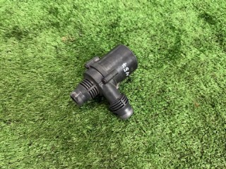 помпа BMW X5 E53 (1999 - 2003), 64118381989, 6910755, 6907811, 64116907811, 642169177006411, 69889606411, 64116913489, 64110304850, CBA5307, 177250