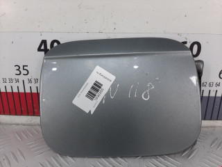 лючок топливного бака Audi A4 B7 2005, 2.5 л., вариатор, универсал, 8E0809905E