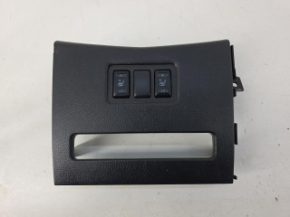 кнопка обогрева сидений Nissan Elgrand E52 2017, 3.5 л., VQ35DE, бензин, АКПП, минивэн, правый руль, 255001EA0A, 255001EA1A
