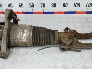 стойка передняя правая Audi Q7 4L 2008, 3.0 л., дизель, внедорожник 5 дв., 7L8616040D, 7L8616040HX