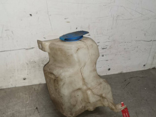 бачок омывателя Volkswagen Golf 4 поколение 2003, 1.9 л., AXR, дизель, 5МКПП, белый, хетчбэк 5 дв.