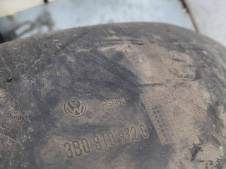 защита арок задняя правая (подкрылок) Volkswagen Passat B5 1999, седан