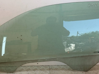 стекло двери передней левой Ford Fiesta 5 поколение 2004, 1.3 л., бензин, МКПП, хетчбэк 5 дв.